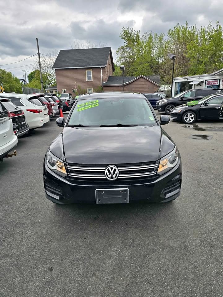 2013 Volkswagen Tiguan 2.0T SEL 4Motion, photo 1