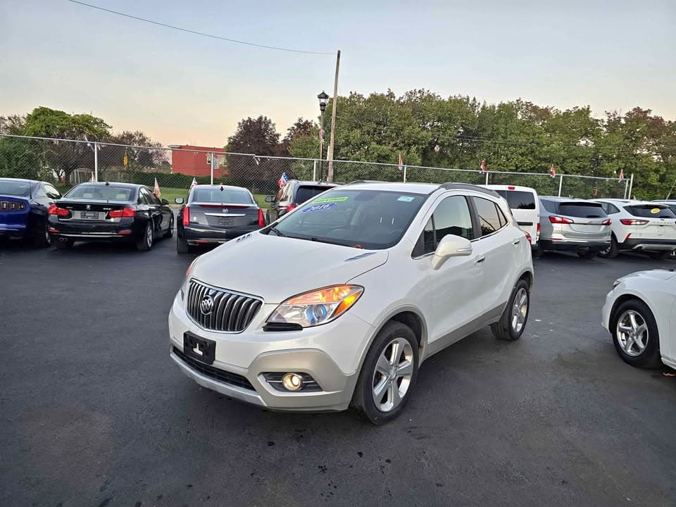 2015 Buick Encore Leather, front three-quarter