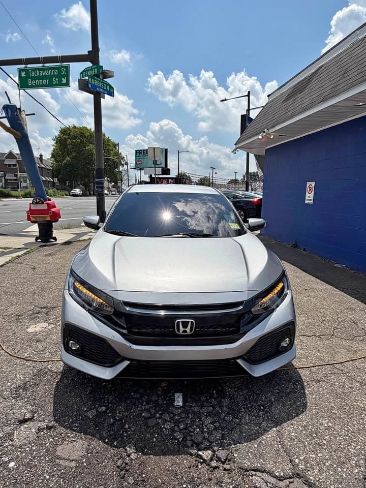 2017 Honda Civic Sport Hatchback, photo 1