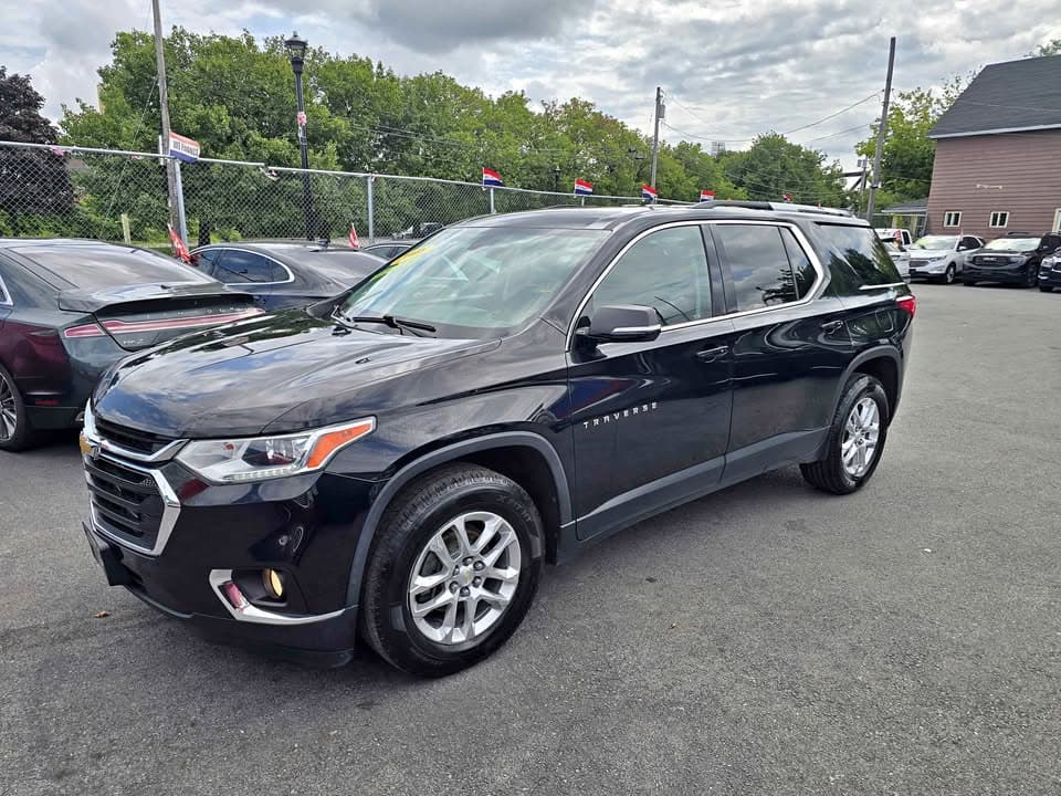 2018 Chevrolet Traverse LT, photo 1