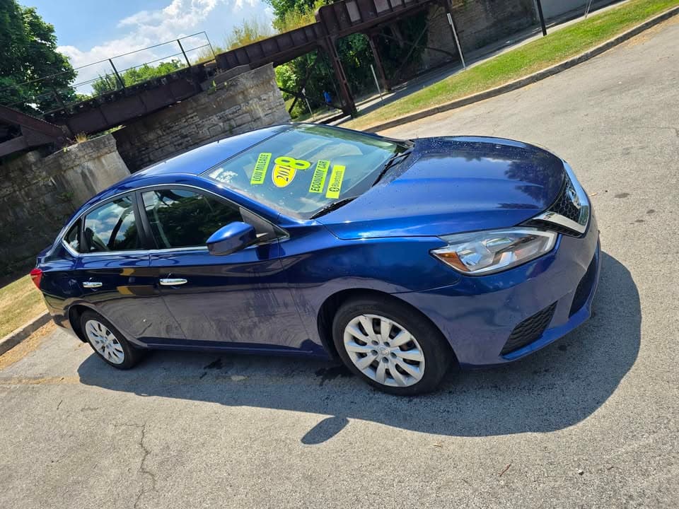 2018 Nissan Sentra SV, photo 1